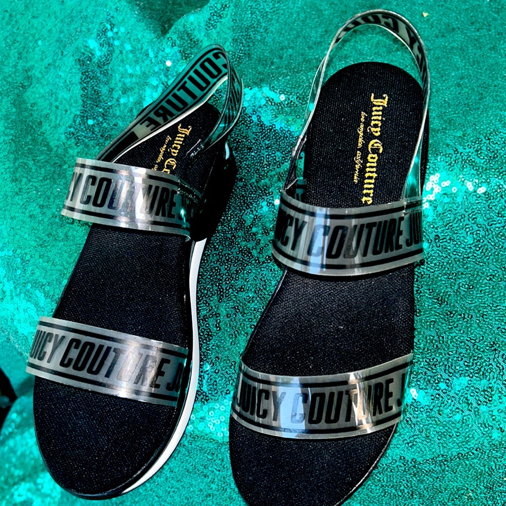 Strap sandals